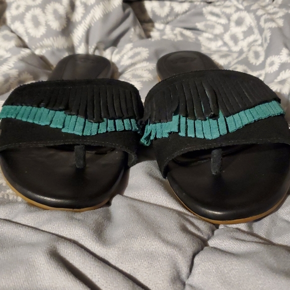 🖤Ugg🖤western fringe suede slides🖤 - Picture 5 of 6